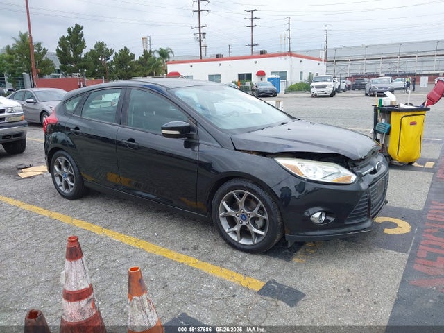 Salvage Ford Focus Image
