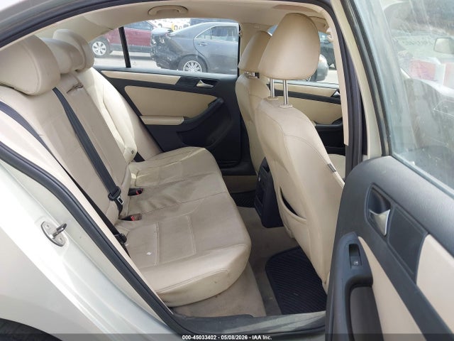 Volkswagen Jetta 2.5l Se