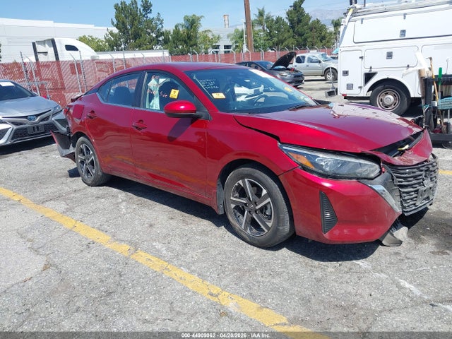 Salvage Nissan Sentra Image