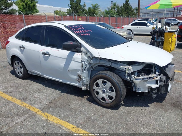 Salvage Ford Focus Image