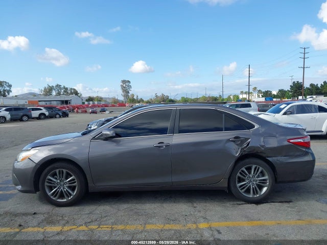 Toyota Camry Se