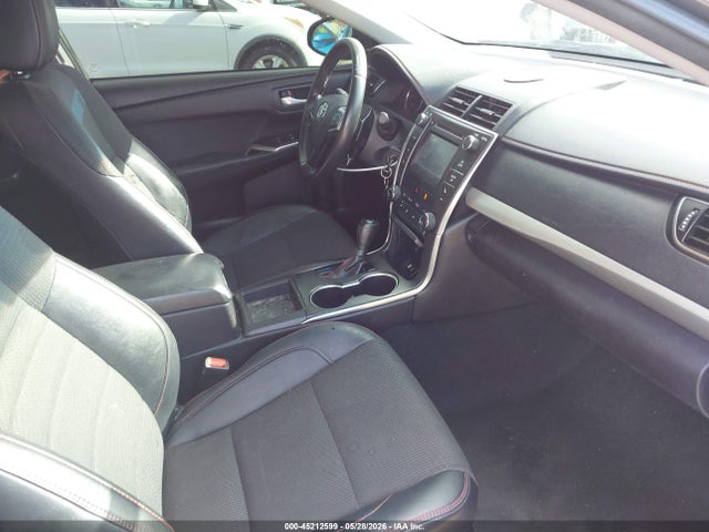 Toyota Camry Se