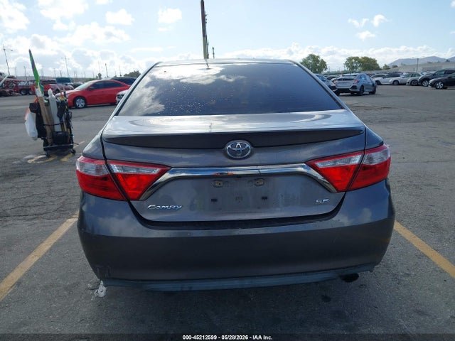 Toyota Camry Se