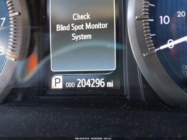Toyota Sienna Xle 8 Passenger