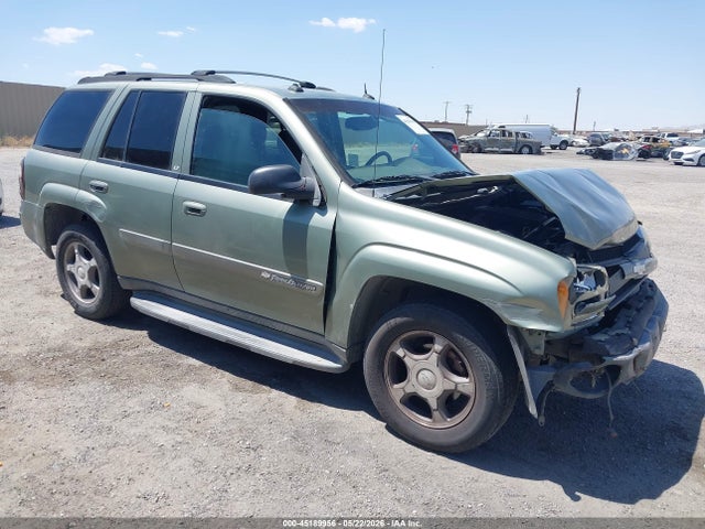 Salvage Chevrolet Trailblazer Image
