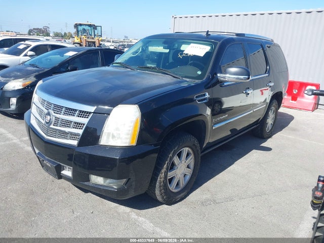 Cadillac Escalade Standard