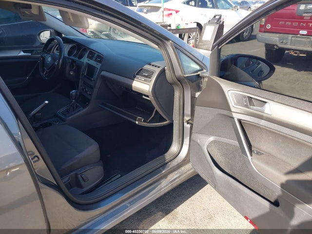 Volkswagen Golf Tsi S 4-door