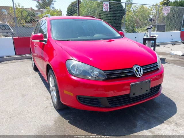 Salvage Volkswagen Jetta Image