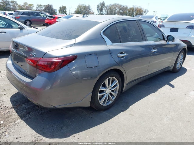INFINITI Q50 Pure