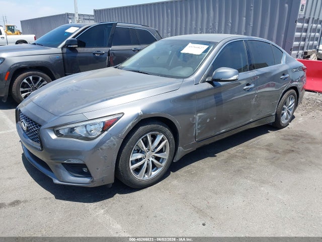 INFINITI Q50 Pure