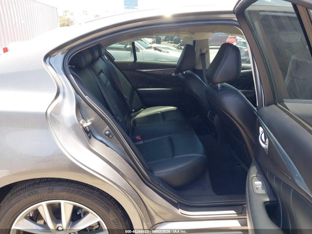 INFINITI Q50 Pure