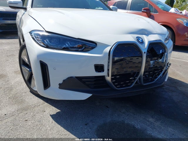 BMW i4 Edrive35