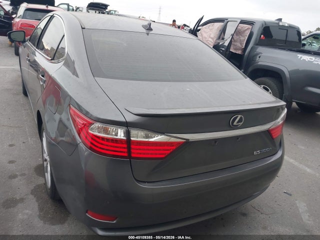 Lexus Es