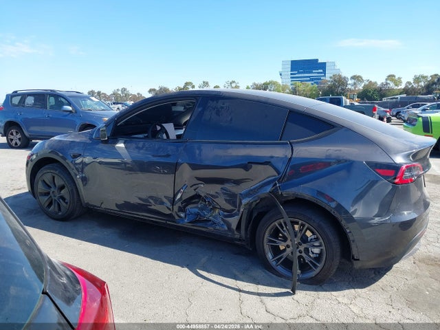 Tesla Model Y Long Range Dual Motor Rear-wheel Drive