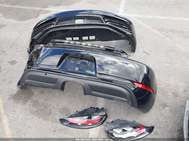 Porsche 718 Cayman S
