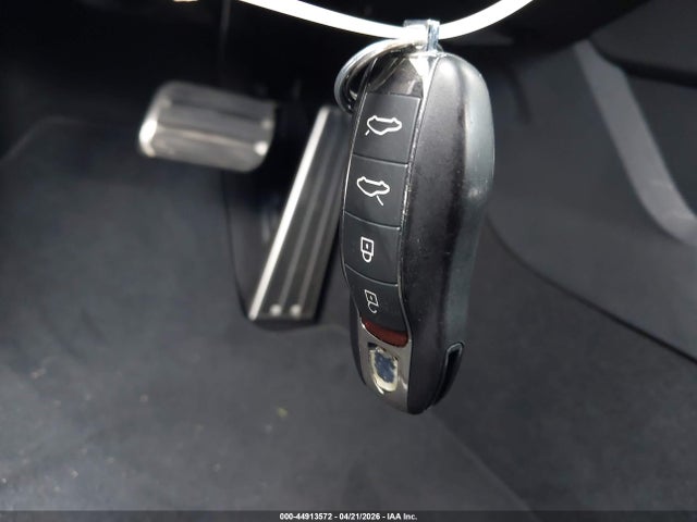 Porsche 718 Cayman S
