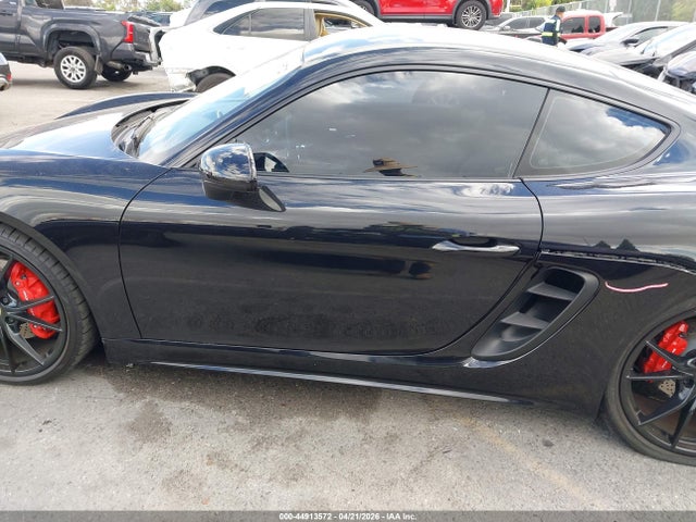 Porsche 718 Cayman S