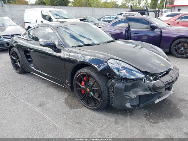 Porsche 718 Cayman S