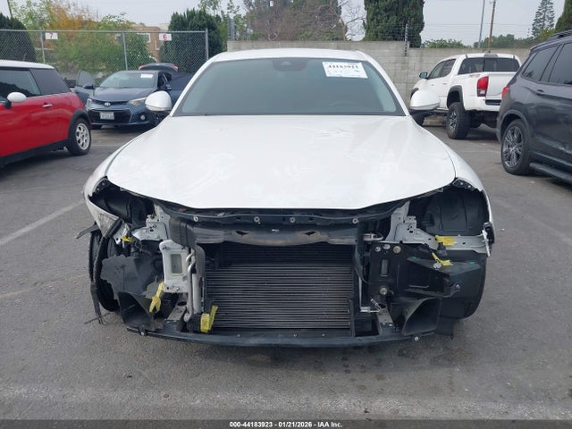 Alfa Romeo Giulia Ti Sport Rwd