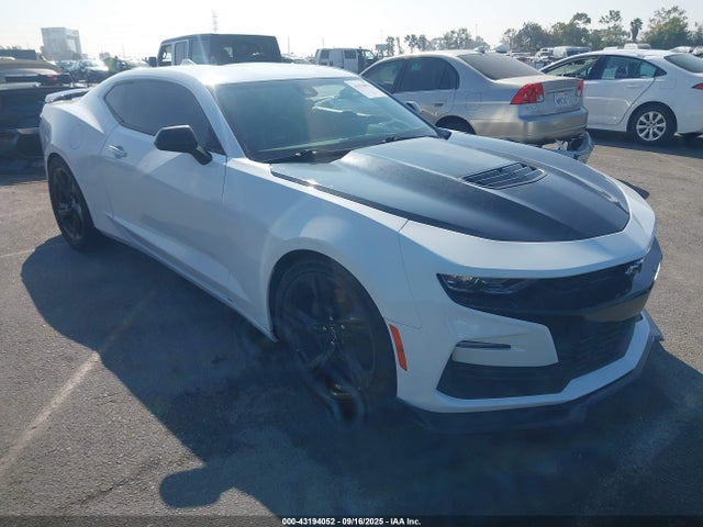 Salvage Chevrolet Camaro Image
