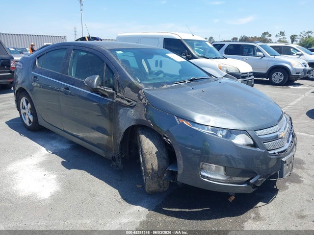 Salvage Chevrolet Volt Image
