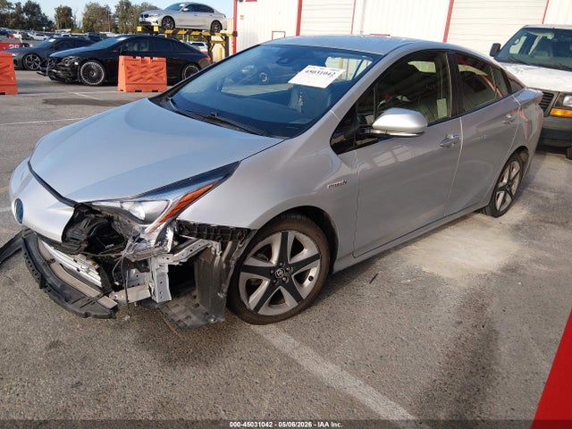 Toyota Prius Three Touring
