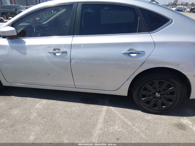 Nissan Sentra