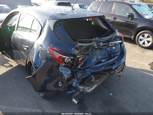 Mazda Mazda3 Touring
