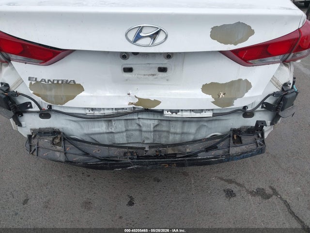 Hyundai ELANTRA Sel