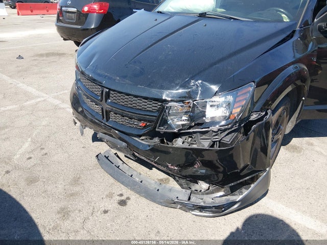 Dodge Journey Crossroad