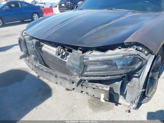 Dodge Charger Sxt