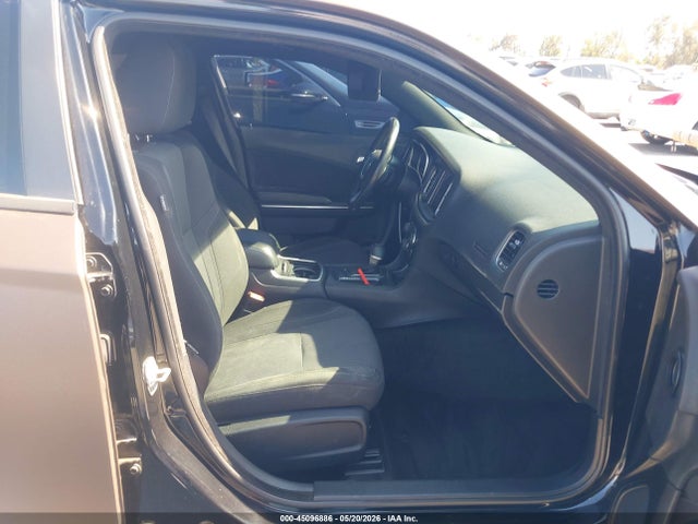 Dodge Charger Sxt