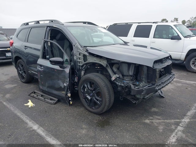 Salvage Subaru Ascent Image