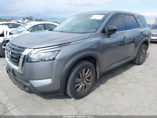 Nissan Pathfinder S Fwd