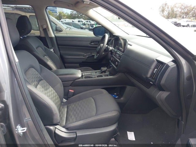 Nissan Pathfinder S Fwd