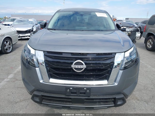 Nissan Pathfinder S Fwd