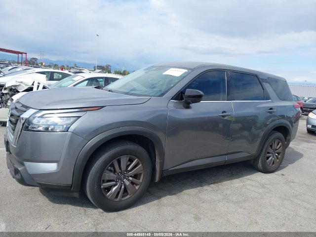 Nissan Pathfinder S Fwd