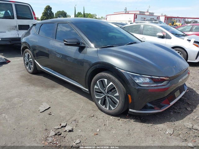 Salvage Kia EV6 Image