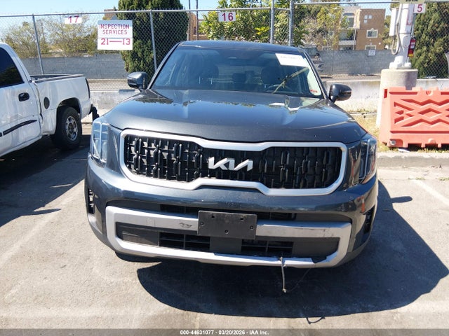 Kia Telluride Lx