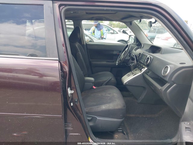 Scion xB