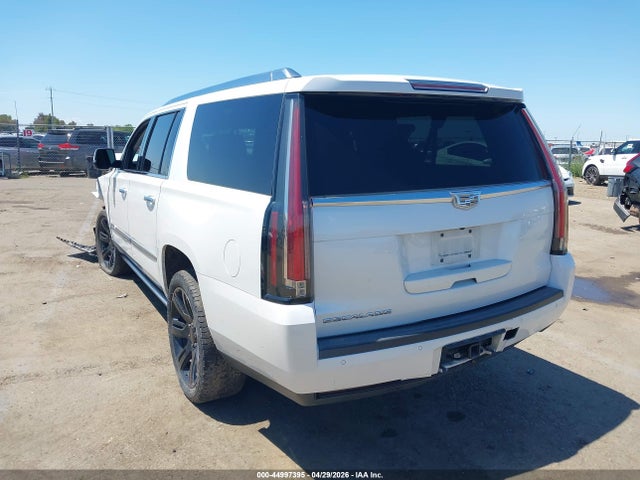 Cadillac Escalade Premium Collection