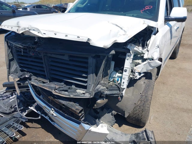 Cadillac Escalade Premium Collection