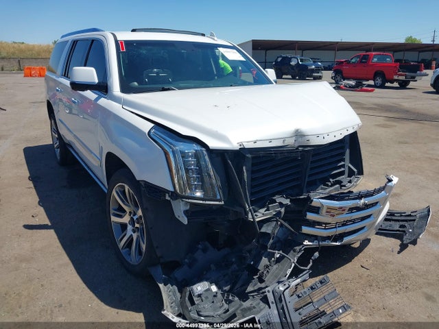 Salvage Cadillac Escalade Image