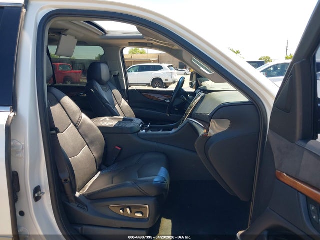 Cadillac Escalade Premium Collection