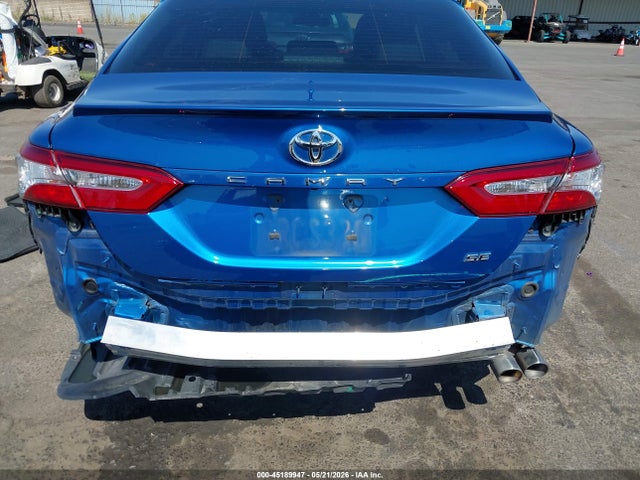 Toyota Camry Se
