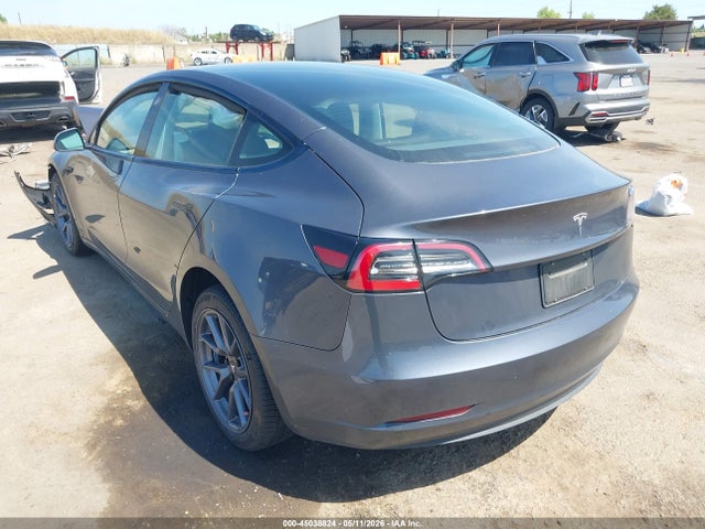 Tesla Model 3 Rear-wheel Drive