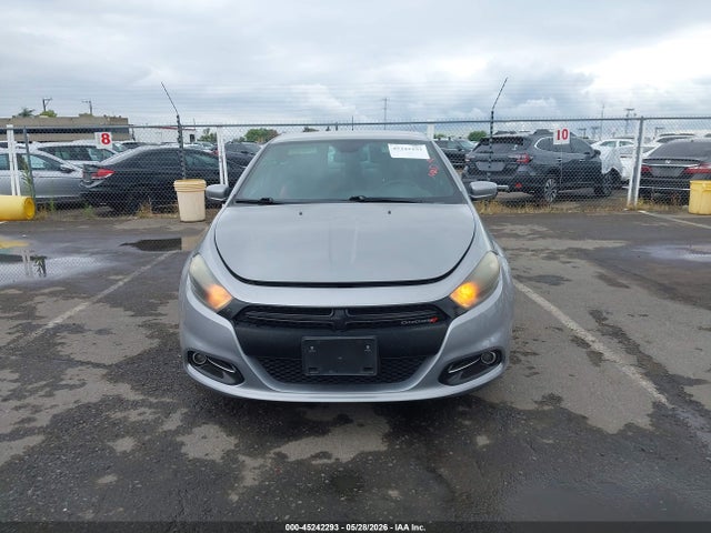 Dodge Dart Sxt