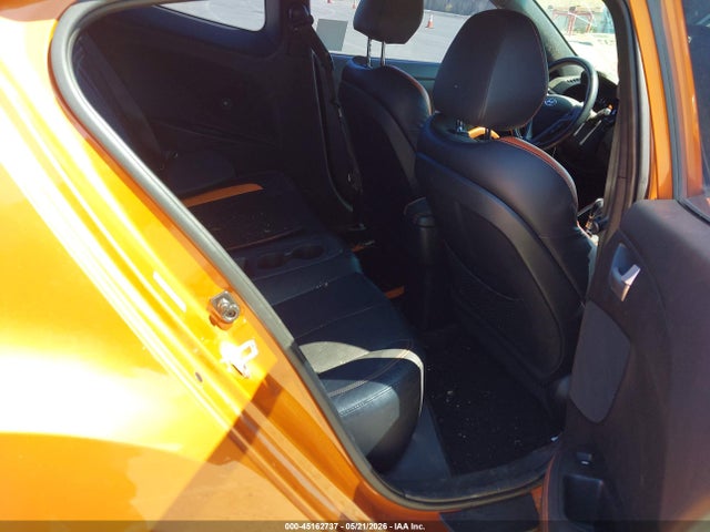 Hyundai VELOSTER Turbo