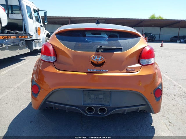 Hyundai VELOSTER Turbo