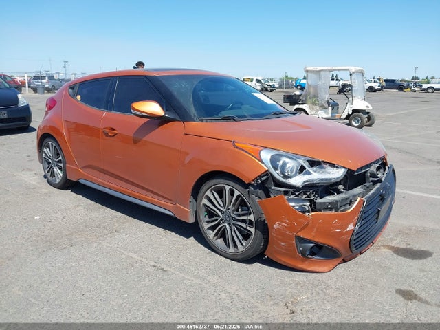 Salvage Hyundai VELOSTER Image
